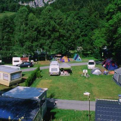 emplacement bungalows tentes hautes pyrenees emplacements camping en hautes pyrénées occitanie